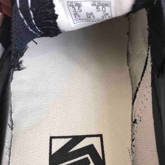 VANS Classic Slip On Embossed Black Kid’s AUTHENTI - Picture 8 of 8